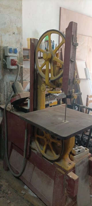 Sierra de cinta trifásica industrial