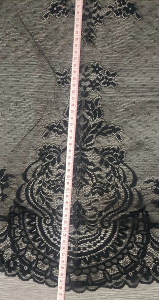 Mantilla media luna fallera negra, 60€!!