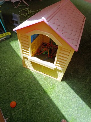 Casita infantil de plástico