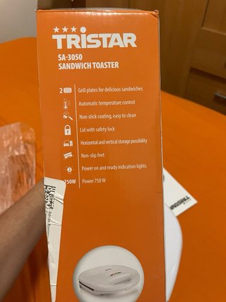 Sandwichera Tristar SA-3050 750W