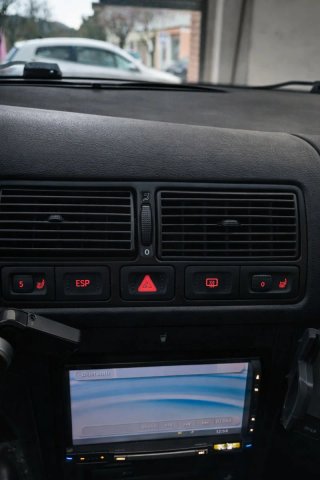 Volkswagen Golf 2004