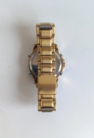 Reloj S135 Dorado