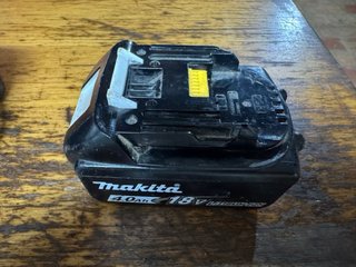 Cargador Makita DC18RC + 2 Baterías