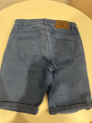 Pantalón corto azul