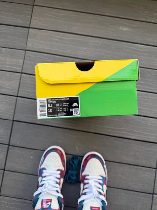 Nike Dunk SB Parra x Nike SB