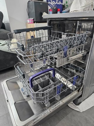 Lavavajillas Beko Inox 60cm A+++ con 3 años
