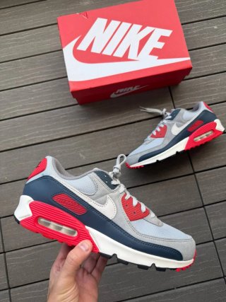 Nike Air Max 90 Gris y Rojo