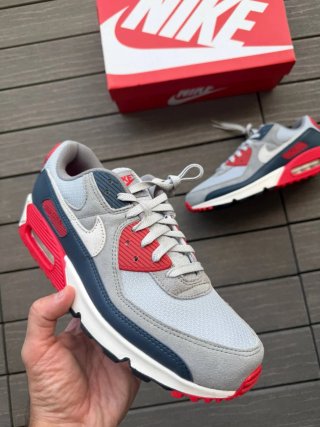 Nike Air Max 90 Gris y Rojo