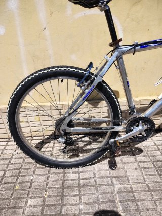 Bici Montaña Talla M Quantum con suspensión