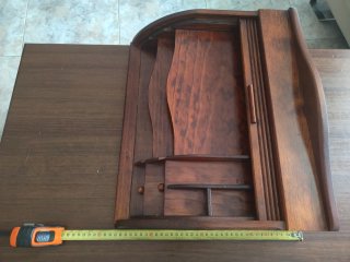 Escritorio de sobremesa persiana madera