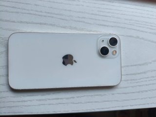 iPhone 13 Apple