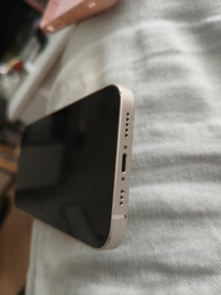 iPhone 13 Apple