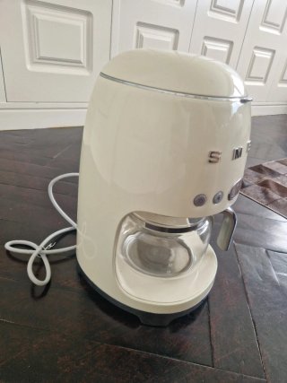 Cafetera SMEG filtro goteo crema