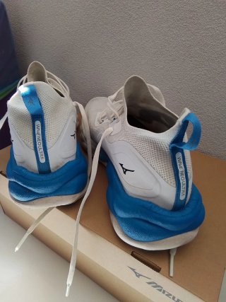Mizuno Wave Neo Ultra Scarpe da Corsa.  N.42, 27cm