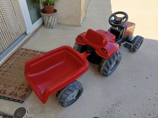 Tractor Infantil Rojo Massey Ferguson