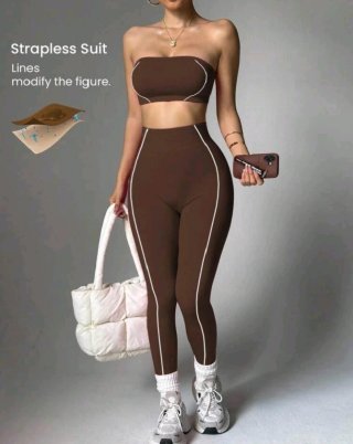 Conjunto deportivo strapless marrón