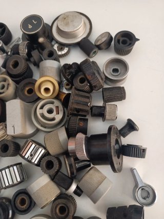 Manopole Vintage Varie modelli in Lotto