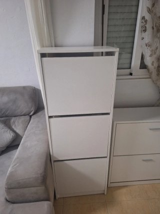 Mueble zapatero blanco