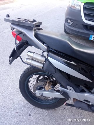 Honda Transalp XL 650 V 2006 Negra