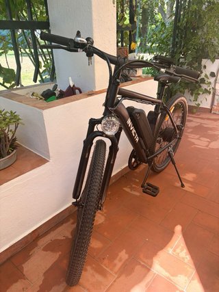 Bicicleta Eléctrica Invicta Troky Negra