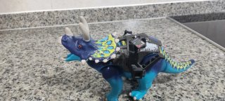 2 dinosaurios
