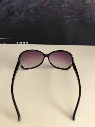 Gafas de sol mujer negras y moradas