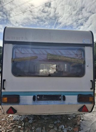 Caravana con documentación