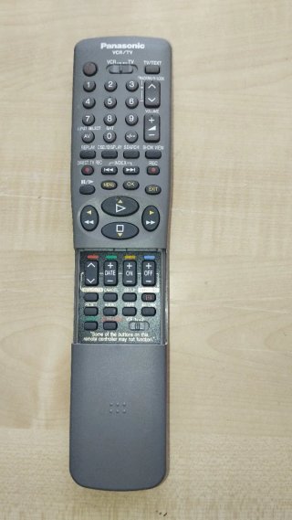 Mando a distancia Panasonic VCR/TV gris