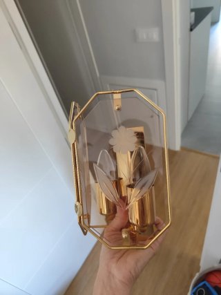 Aplique de pared dorado con cristal