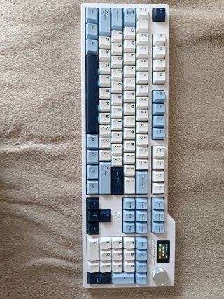 Ordenador Blanco Monitor  Teclado Ratón