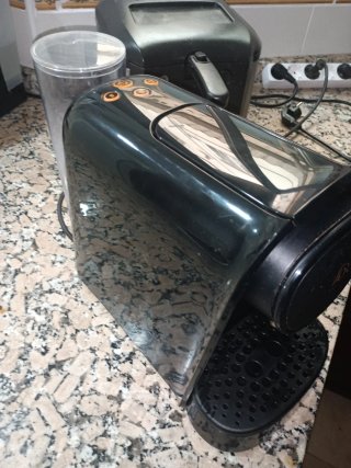 Cafetera Philips L'OR Barista Negra