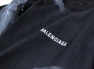 Camiseta Balenciaga Negra y Gris