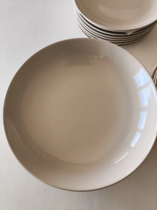 Vajilla FÄRGKLAR Beige 26 Piezas + 8 cuencos nuevo