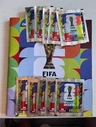 Álbum Mundial 2026 y 10 sobres Panini