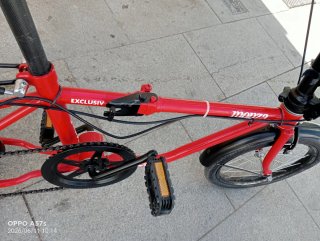 Bicicleta plegable roja