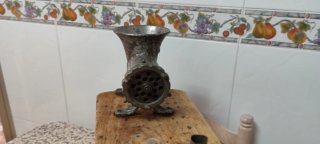 Vendo picadora de carne antigua Marca Bolinder 12