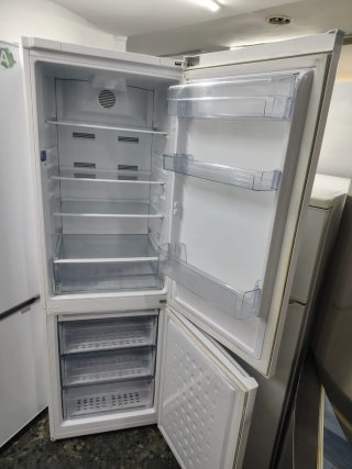 NEVERA BEKO