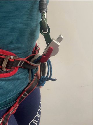 Dispositivo de escalada en solitario