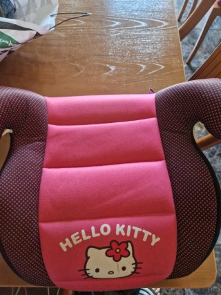 Silla alzador Hello Kitty para coche
