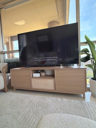Mueble TV madera y ratán