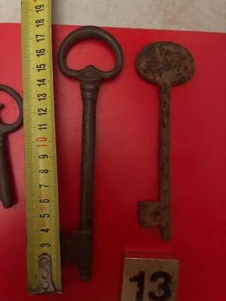 Set di 3 chiavi antiche
