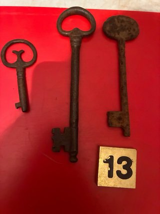 Set di 3 chiavi antiche