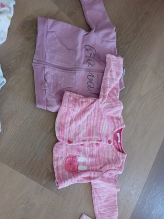 Lotto vestiti bimba 3/6 mesi. 16 pezzi+bavaglini
