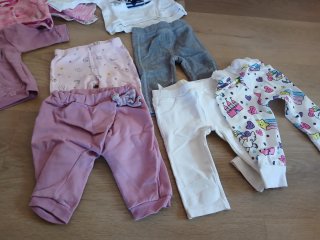 Lotto vestiti bimba 3/6 mesi. 16 pezzi+bavaglini