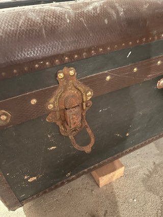 Baúl antiguo vintage Ritz Barcelona