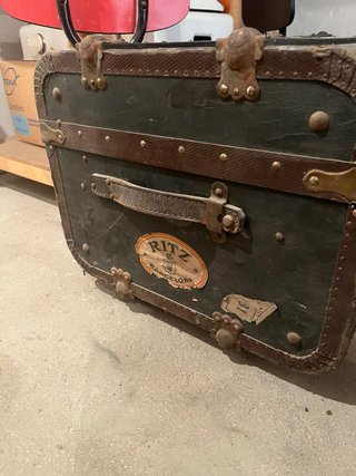 Baúl antiguo vintage Ritz Barcelona