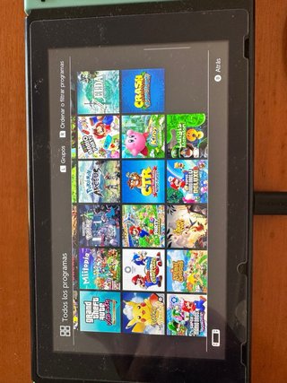 Nintendo Switch Beige y Verde