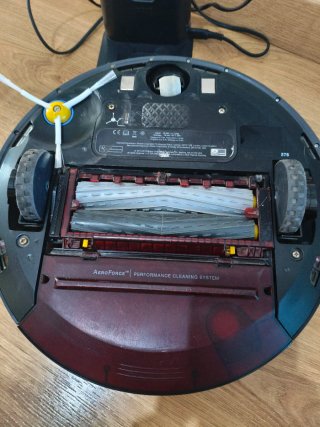 Roomba 876 con base de carga