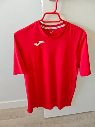 3 Camisetas Joma Azul, roja y amarilla