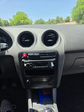 SEAT Ibiza 2004